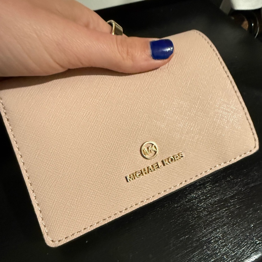 Michael Kors Snap Wallet